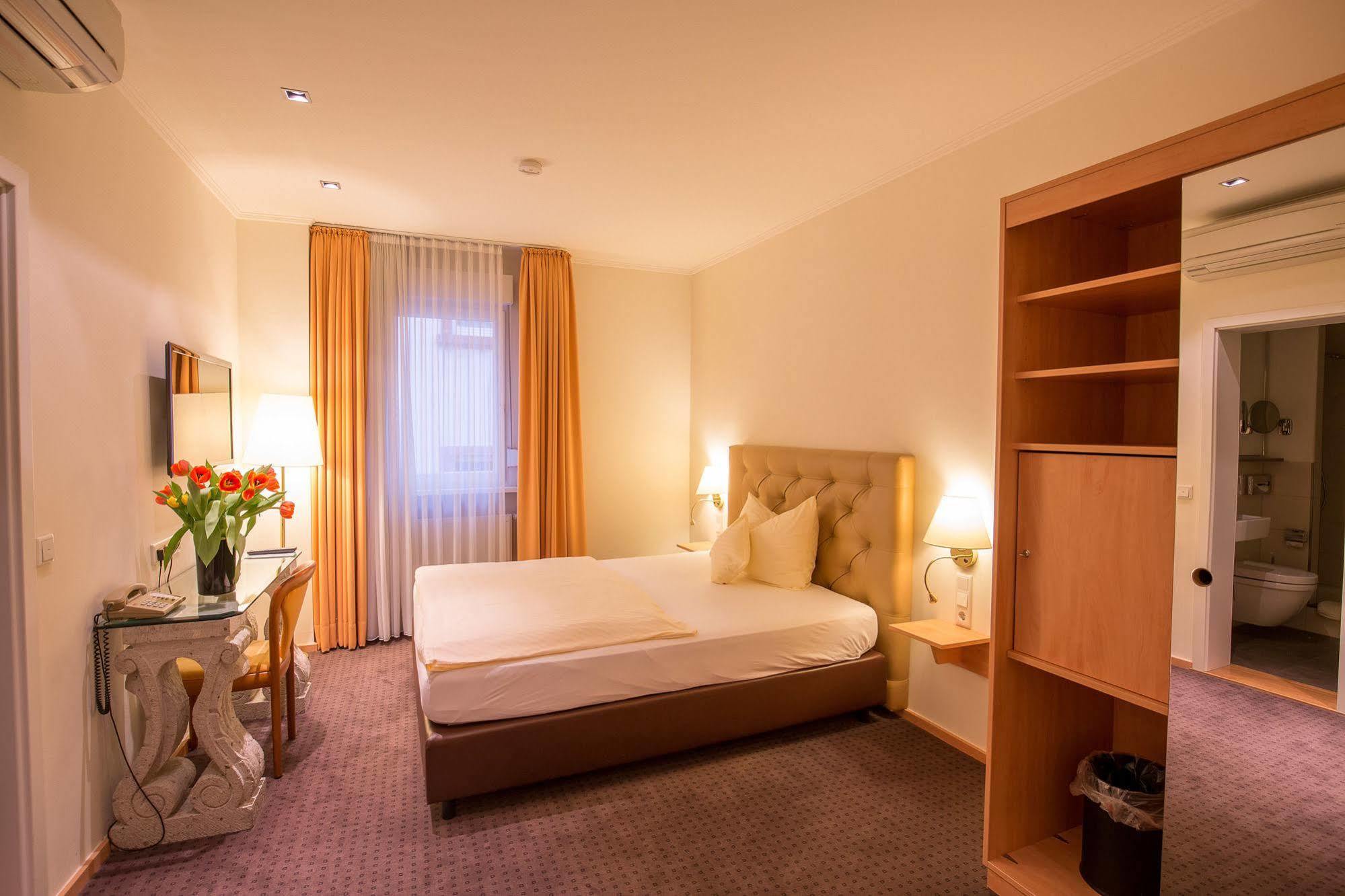 Hotel Heidelberger Hof Eksteriør bilde